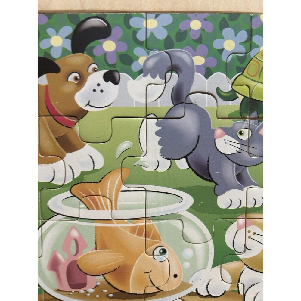 Melissa & Doug Wooden Jigsaw Puzzle “Playful Pets”, 12 Pieces Pre-Owned HTF